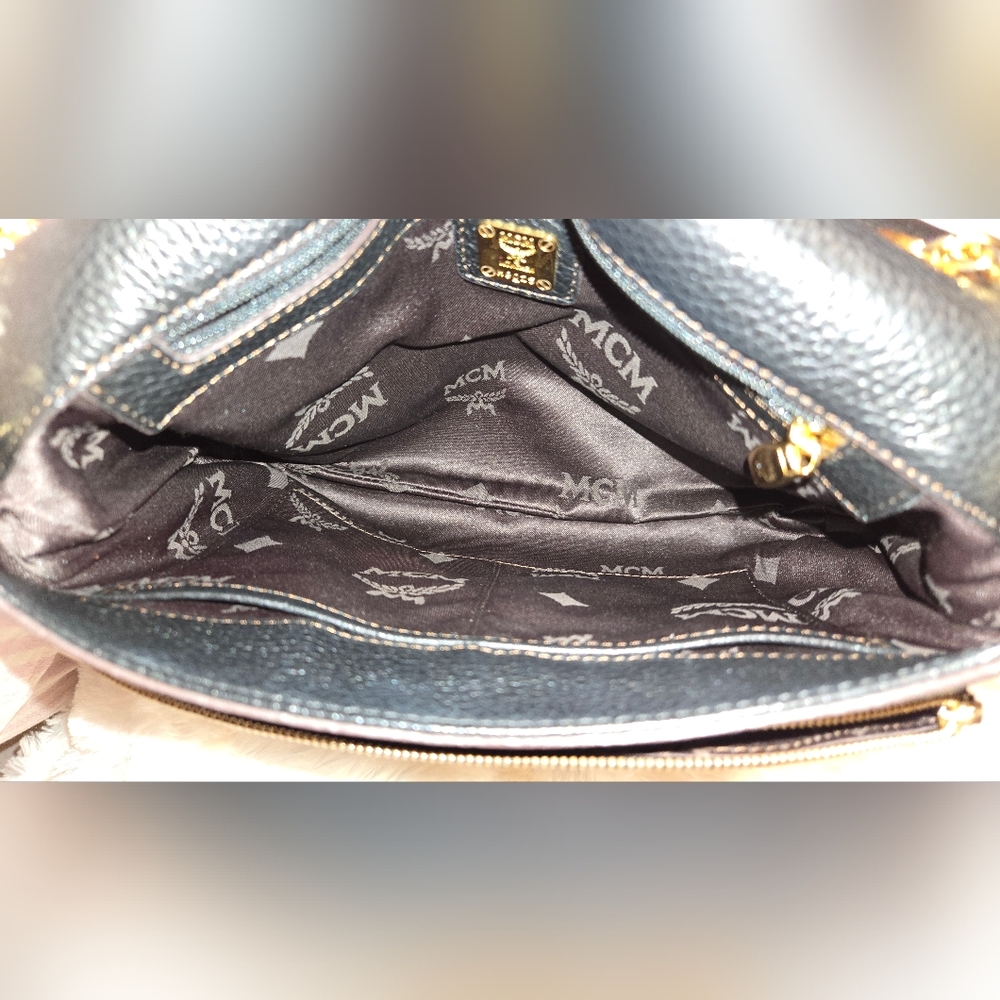 MCM Black Leather Shoulder Bag with Gold Accents with COA - Picture 6 of 16